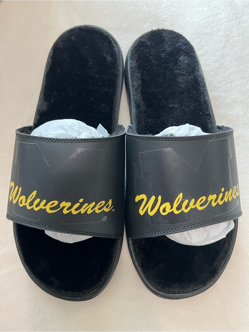 Wolverines ISlides men’s size12 fur slides - Black